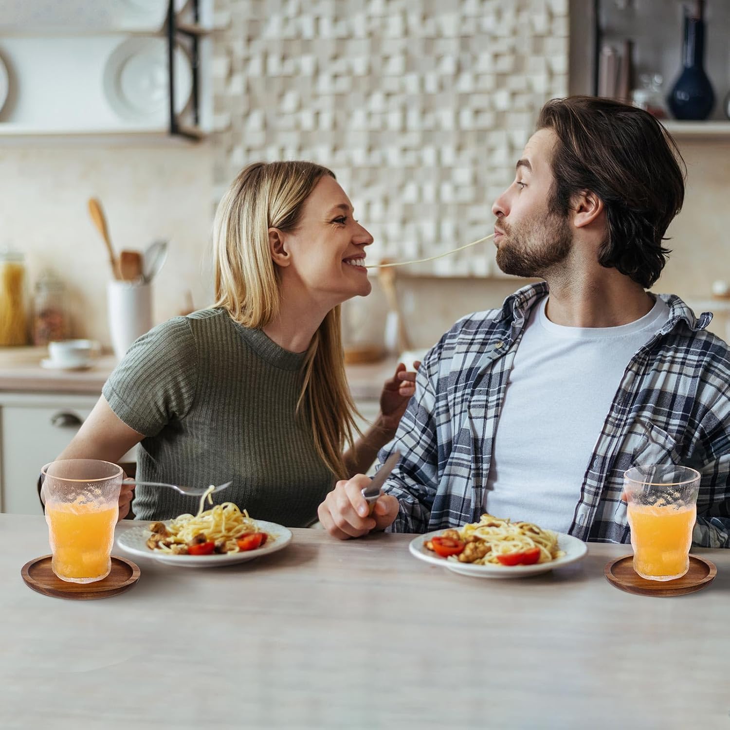 Gejoy 20 Pcs Wooden Coasters for Drinks 5 Inch Natural Stackable Acacia Wood Round Coasters Bulk for Coffee Tabletop Protection for Kinds of Cups Housewarming Gifts Home Bar Table Decor